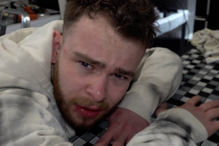 DOGSBODY'S GREEDY HOLE FILLED BY DADDY DICK