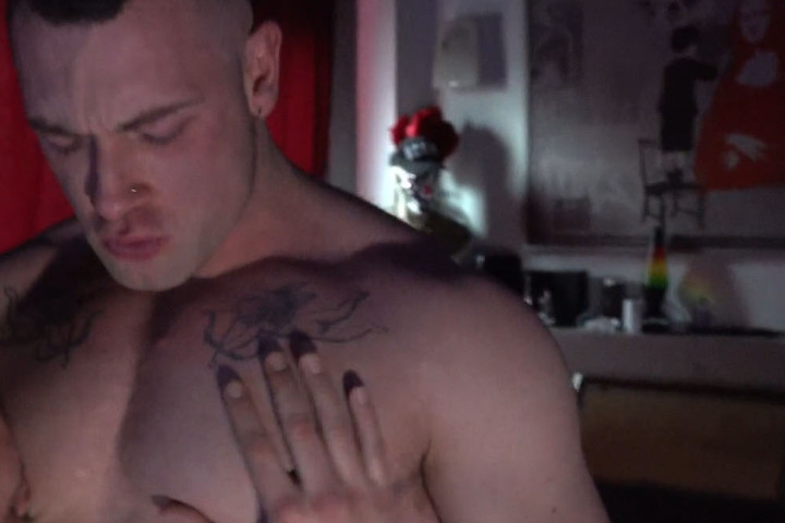 HORNY HUNKS FUCK IN AFTER PARTY SESH