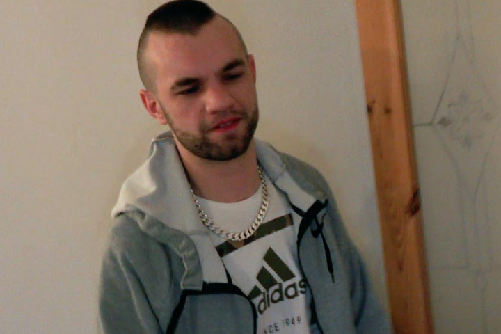 SLOPPY TRIPLE FILLED HOLE GETS SMASHED