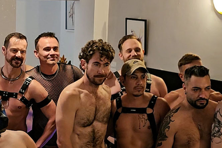 TWO FULL RUGBY TEAMS FUCK BARE... 30 BRO'S DRAINED